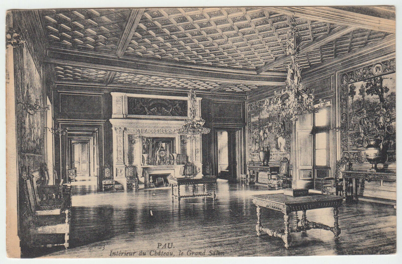 CARTE POSTALE PAU LE CHATEAU LE GRAND SALON 124095463483