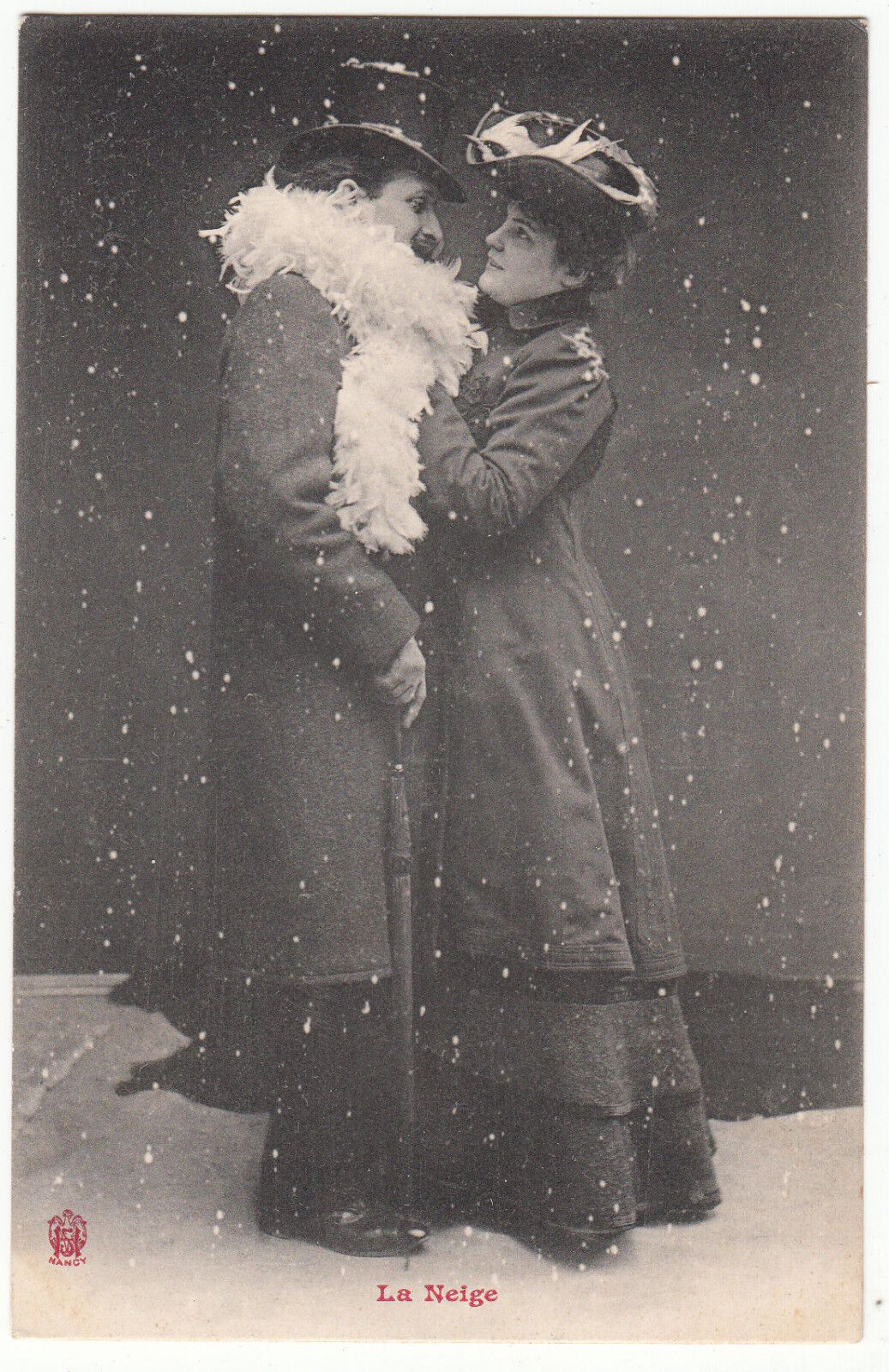 CARTE POSTALE PHOTO LA NEIGE COUPLE 122199466763