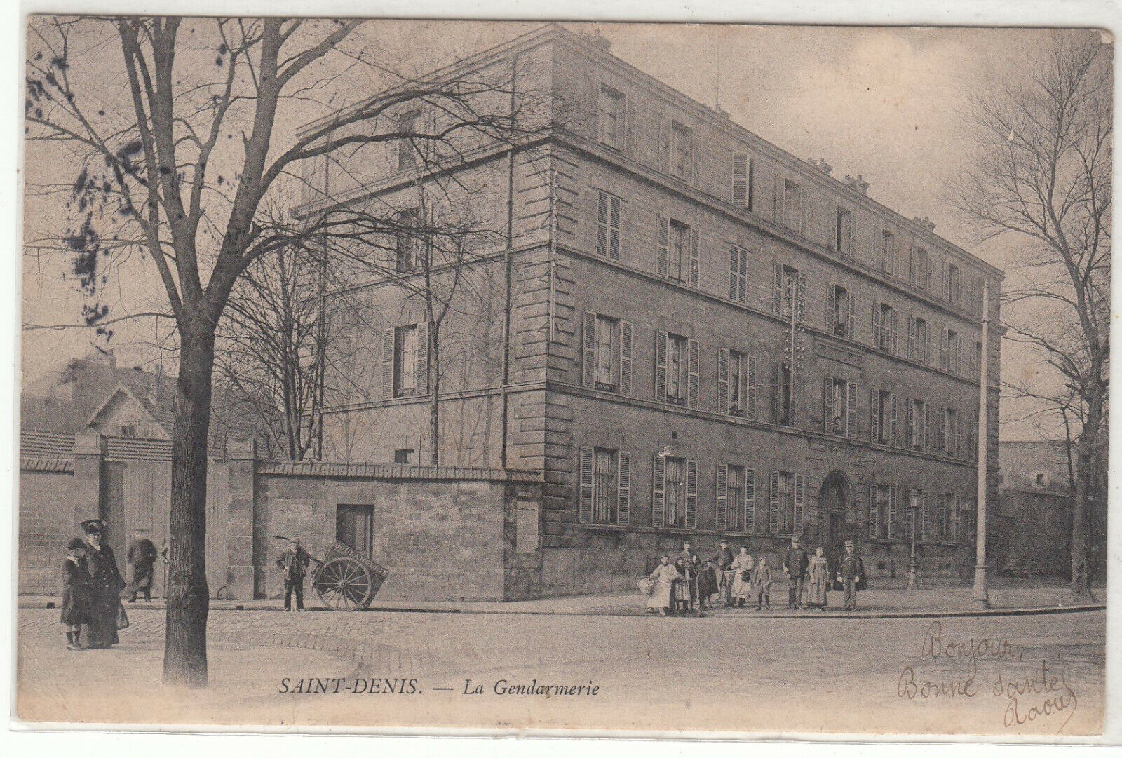 CARTE POSTALE SAINT DENIS LA GENDARMERIE 123958519343