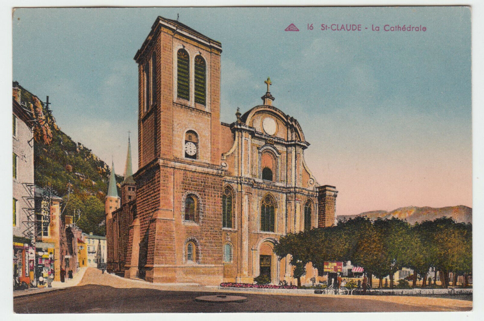 CARTE POSTALE ST CLAUDE LA CATHEDRALE 402236593573