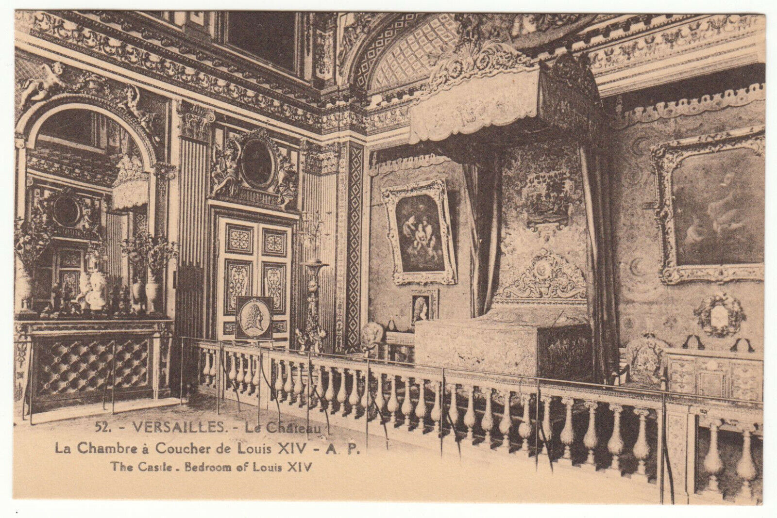 CARTE POSTALE VERSAILLES LE CHATEAU LA CHAMBRE A COUCHER DE LOUIS XIV 402016792903