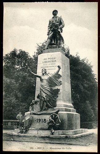 CPA METZ MONUMENT DU POILU 120666193623