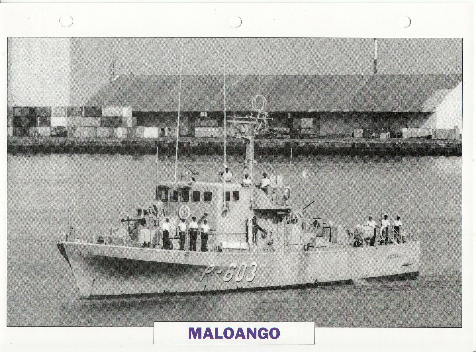 PHOTO BATEAU MILITAIRE PATROUILLEUR MALOANGO CONGO 1983 401783714403