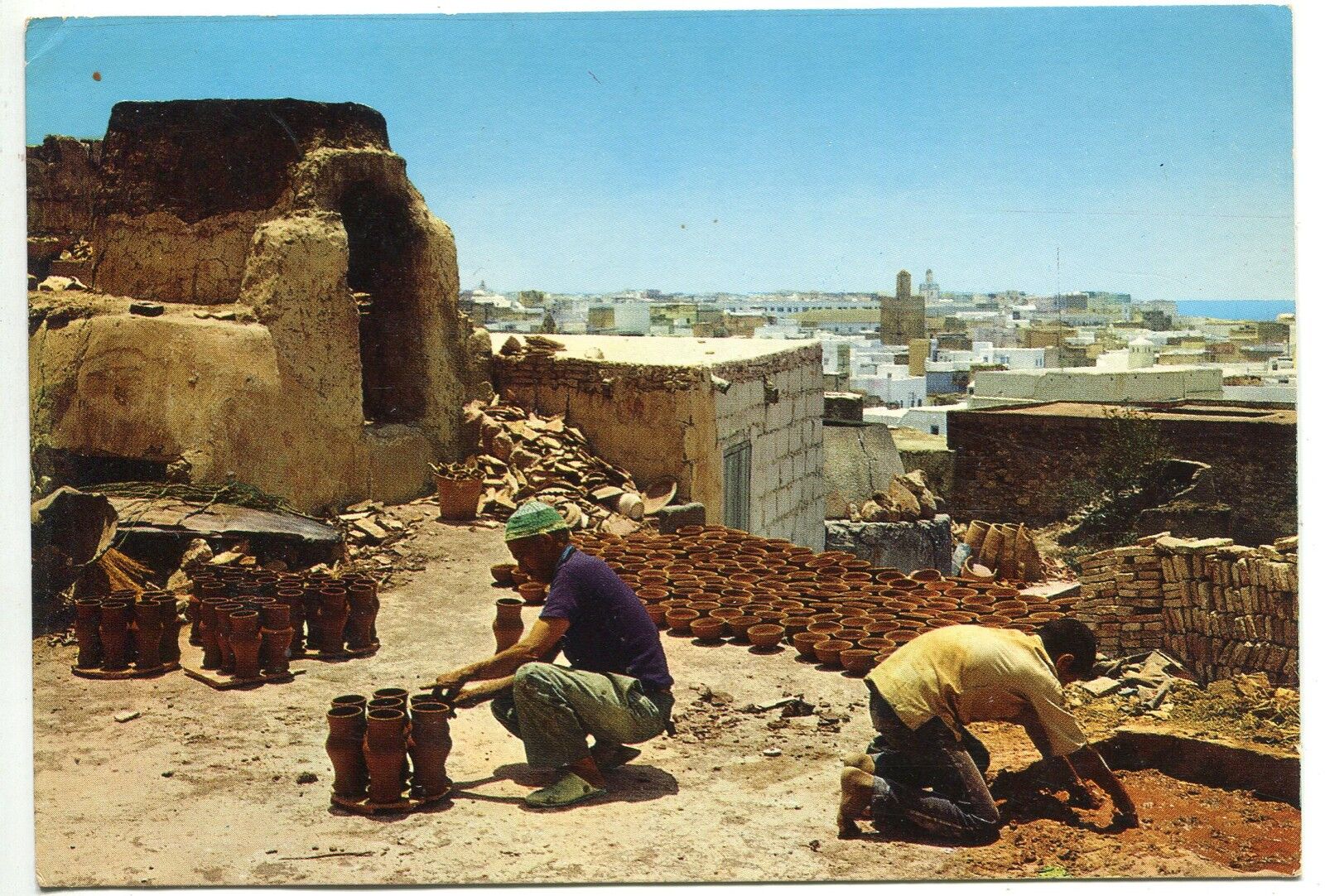 CARTE POSTALE AFRIQUE MAROC POTIERS AU TRAVAIL 121334181494