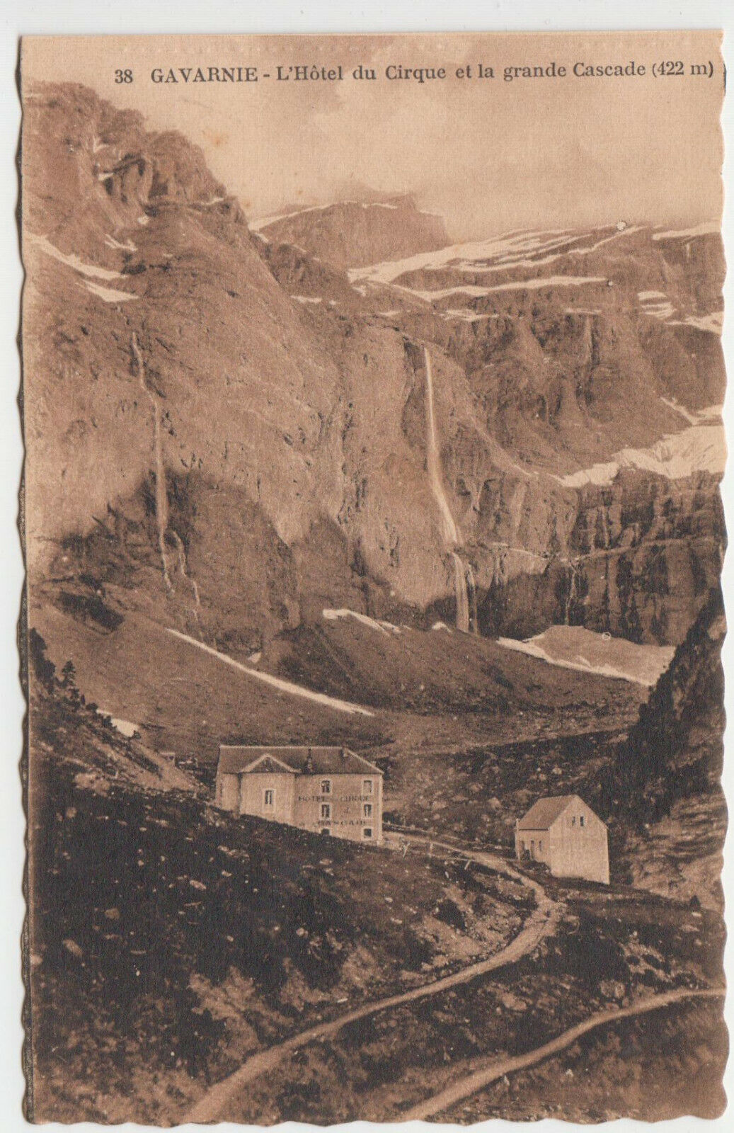 CARTE POSTALE GAVARNIE L HOTEL DU CIRQUE ET LA GRANDE CASCADE 401920699714