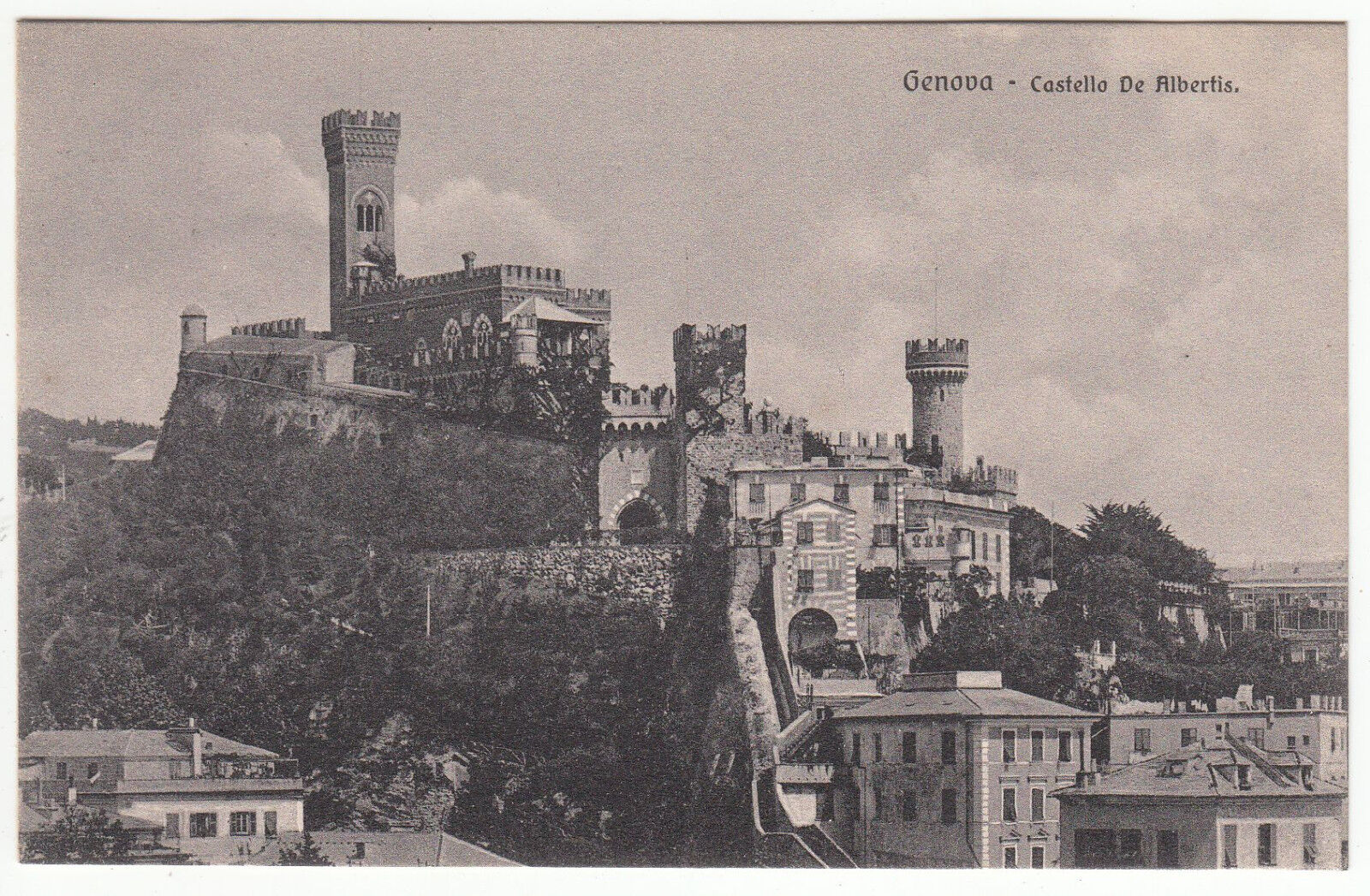 CARTE POSTALE ITALIE GENOVA CASTELLO DE ALBERTIS 122264588004