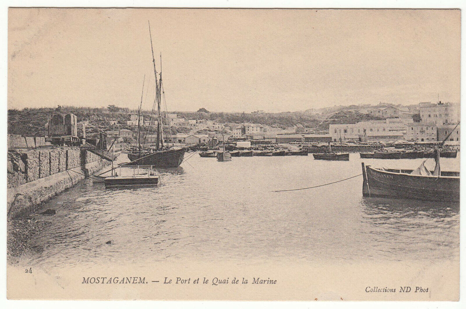 CARTE POSTALE MOSTAGANEM LE PORT ET LE QUAI DE LA MARINE 123961085934