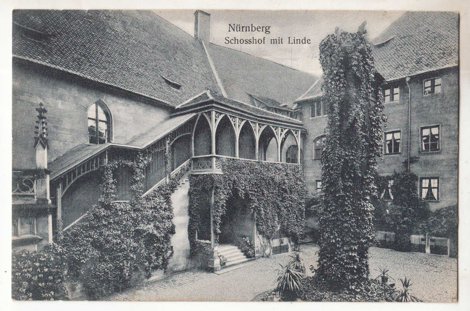 CARTE POSTALE POFTKARTE ALLEMAGNE NURNBERG SCHOSSHOF MIT LINDE 123475859644