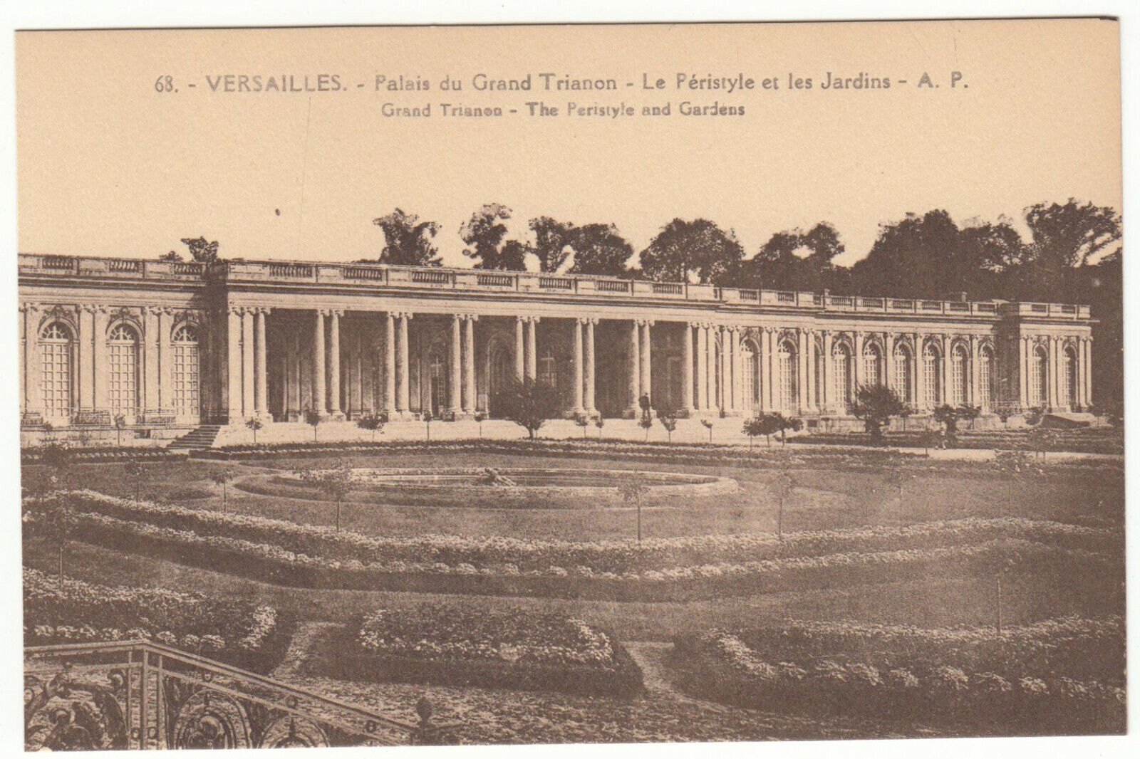 CARTE POSTALE VERSAILLE GRAND TRIANON LE PERISTYLE ET LES JARDINS 402016756904