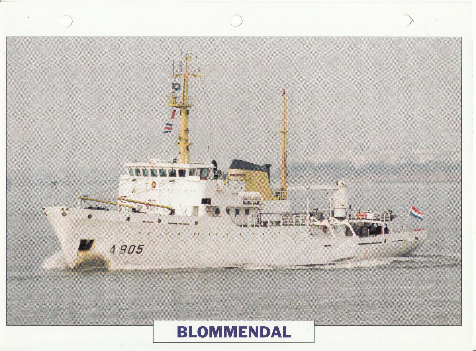 PHOTO BATEAU MILITAIRE NAVIRE HYDROGRAPHIQUE BLOMMENDAL PAYS BAS 1972 123792999654