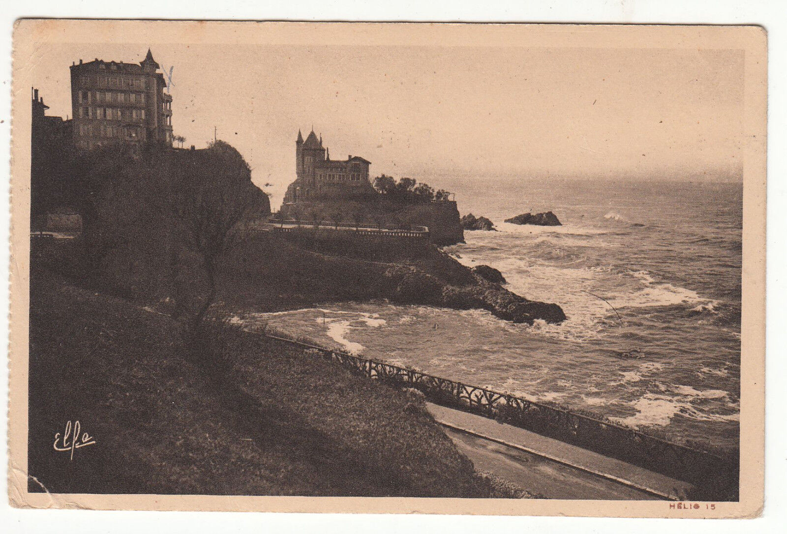 CARTE POSTALE BIARRITZ CHATEAU BASQUE 401282048875