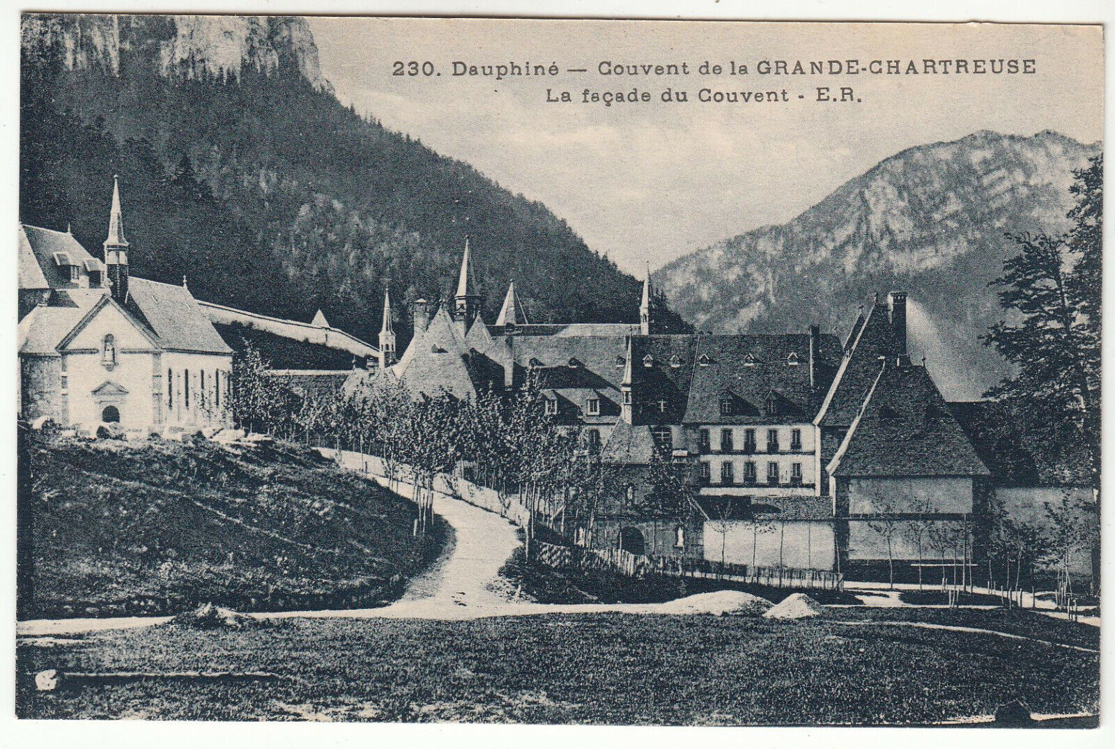 CARTE POSTALE DAUPHINE COUVENT DE LA GRANDE CHARTREUSE LA FACADE 402003998195