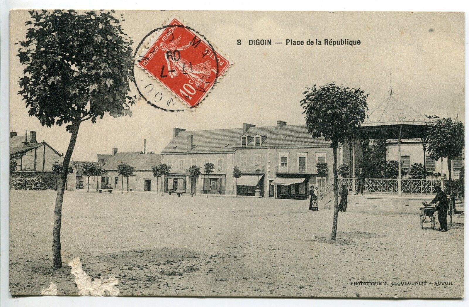 CARTE POSTALE DIGOIN PLACE DE LA REPUBLIQUE 1909 CONVOYEUR MACON MOULINS 121455300745