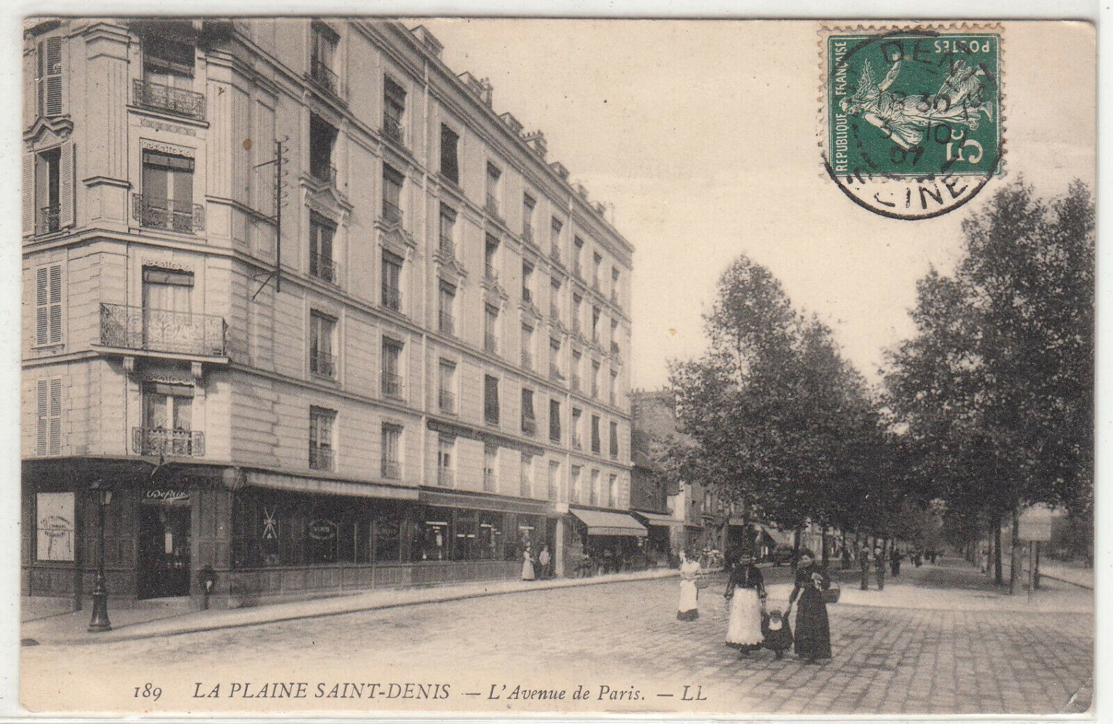 CARTE POSTALE LA PLAINE SAINT DENIS L AVENUE DE PARIS 401941345305