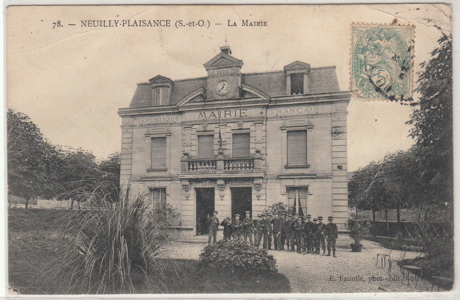 CARTE POSTALE NEUILLY PLAISSANCE LA MAIRIE 123958533825