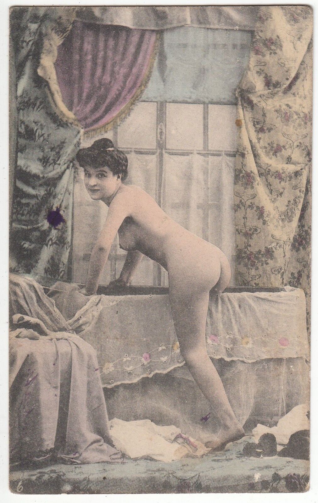 CARTE POSTALE PIN UP FEMME NU NUE 401201103695