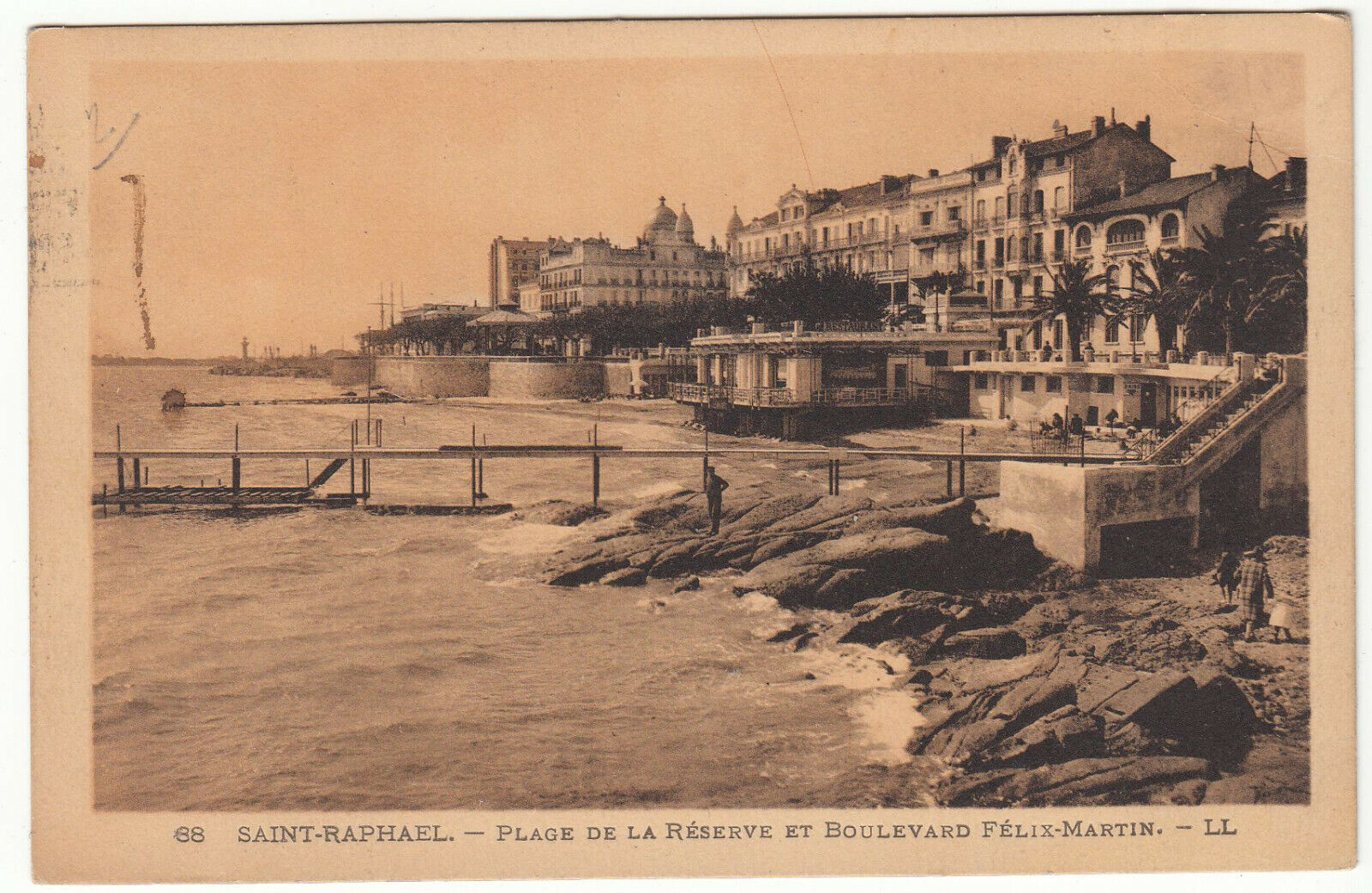 CARTE POSTALE SAINT RAPHAEL PLAGE DE LA RESERVE ET BOULEVARD FELIX MARTIN 401952770195