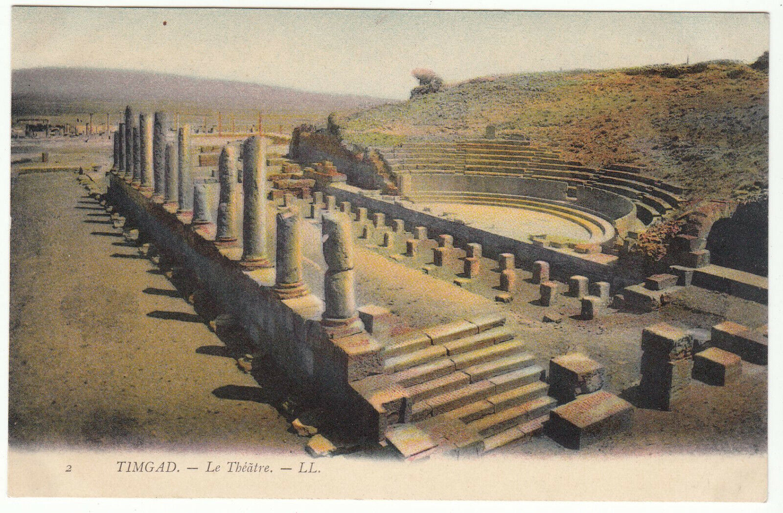 CARTE POSTALE TIMGAD LE THEATRE 123961093725