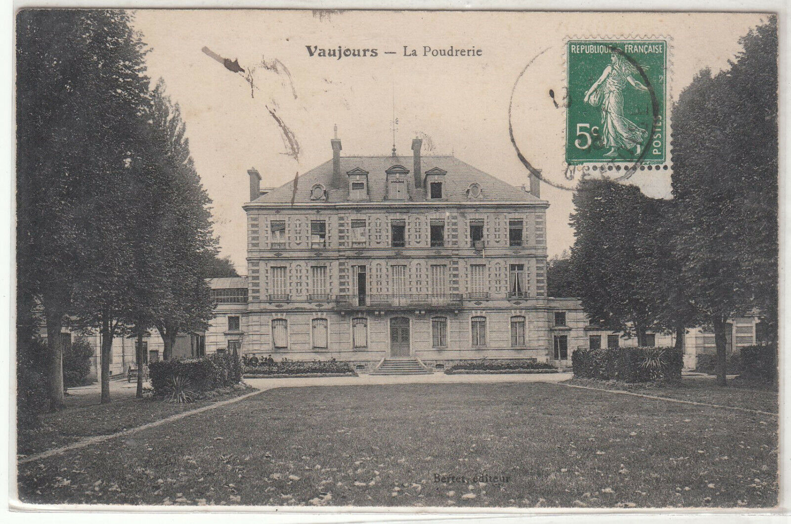 CARTE POSTALE VAUJOURS LA POUDRERIE 123958276365