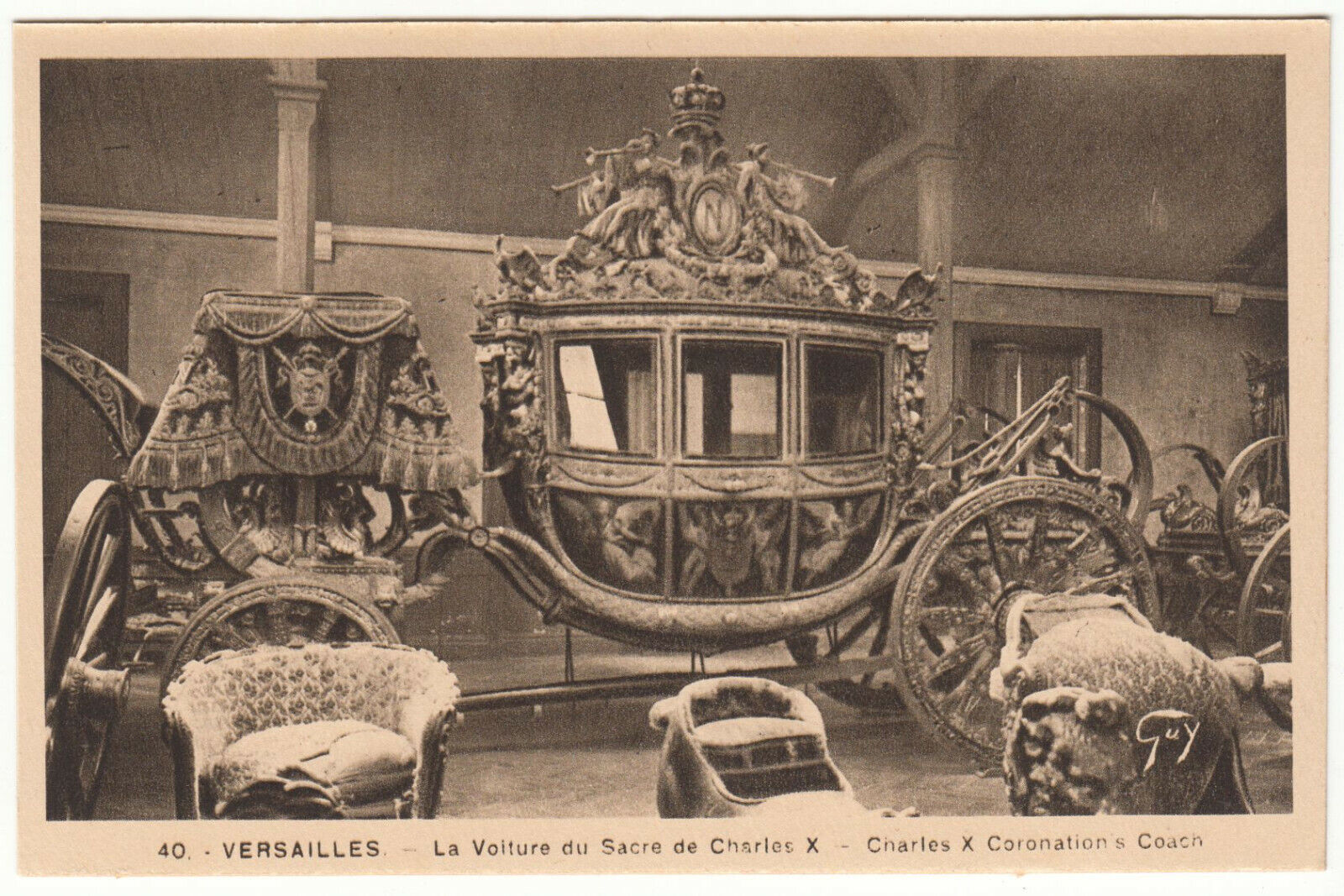 CARTE POSTALE VERSAILLES LA VOITURE DU SACRE DE CHARLES X 402016810805