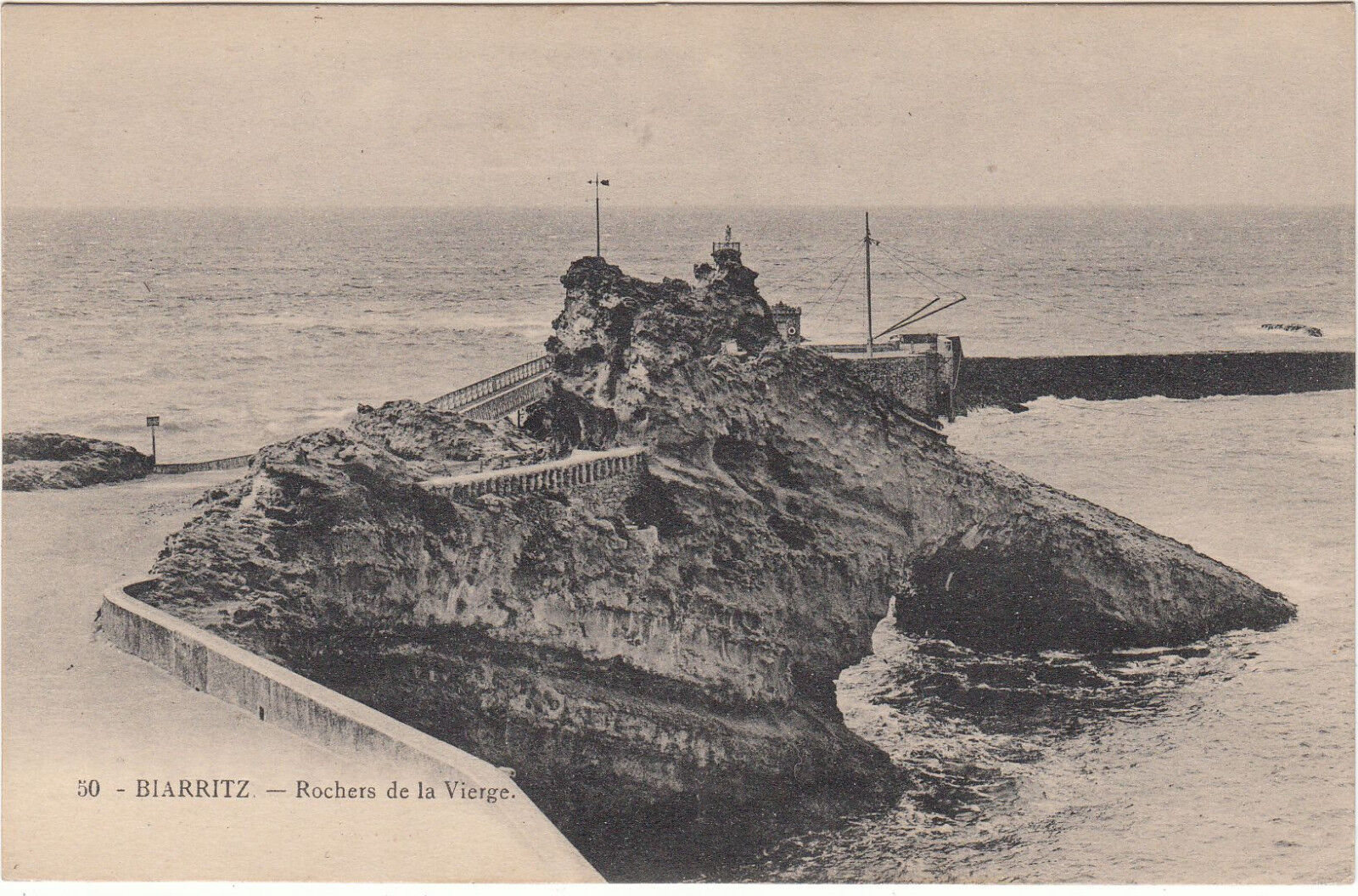 CARTE POSTALE BIARRITZ ROCHERS DE LA VIERGE 122370213206