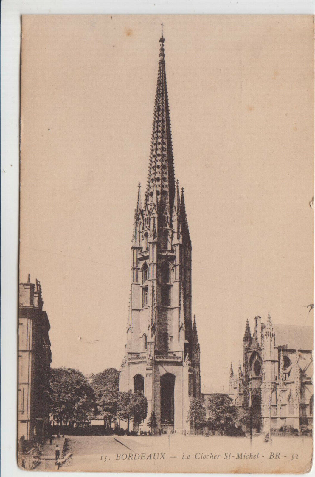 CARTE POSTALE BORDEAUX LE CLOCHER SAINT MICHEL 123940321586