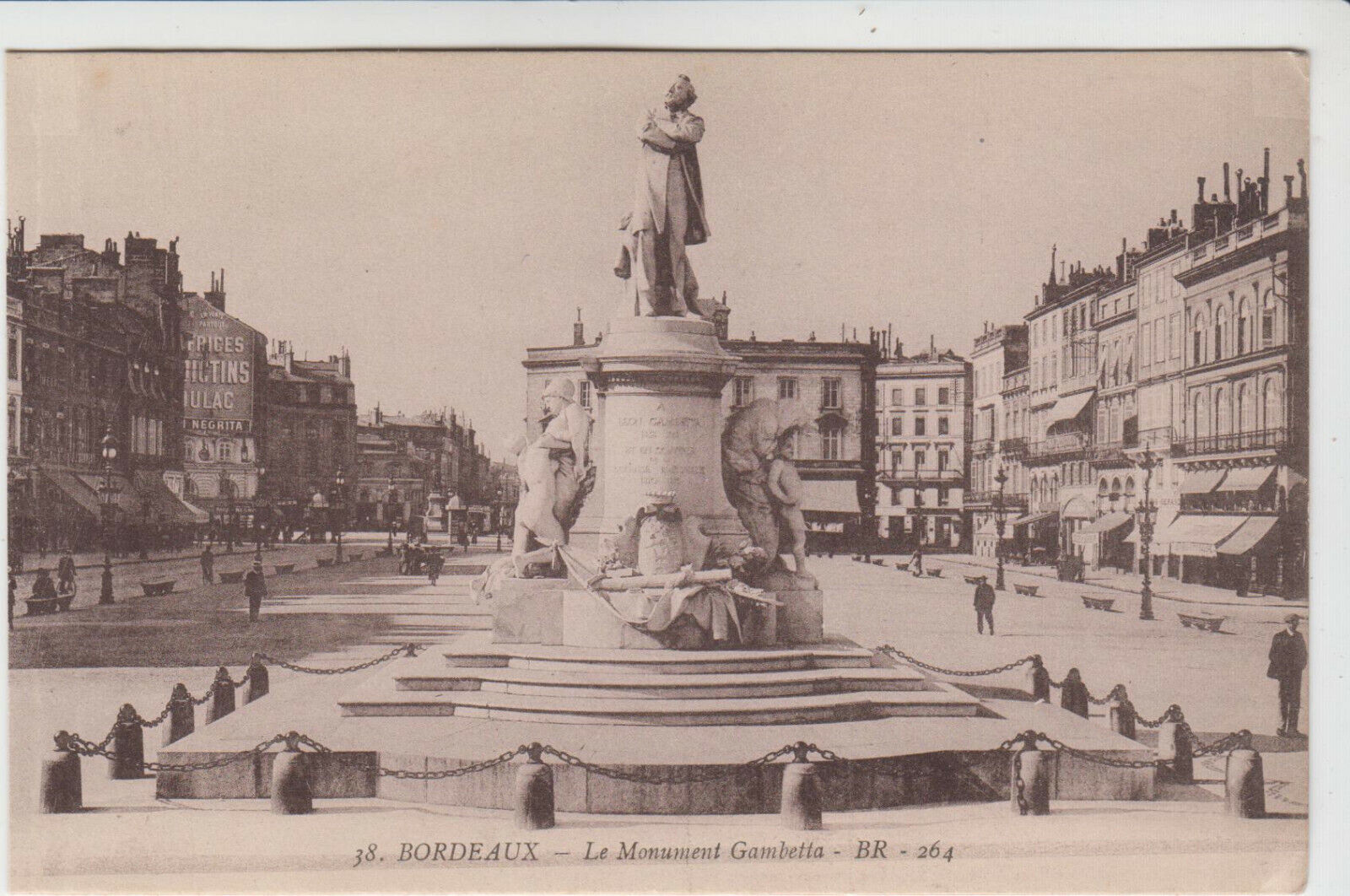 CARTE POSTALE BORDEAUX LE MONUMENT GAMBETTA 123940323816