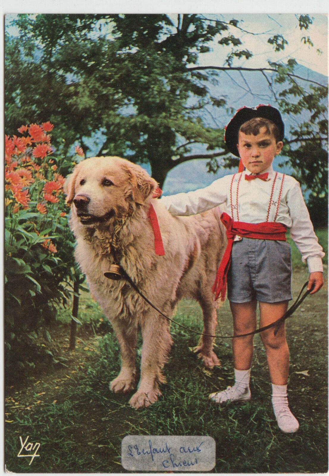 CARTE POSTALE CHIEN L ENFANT AU CHIEN GOLDEN 401932935756