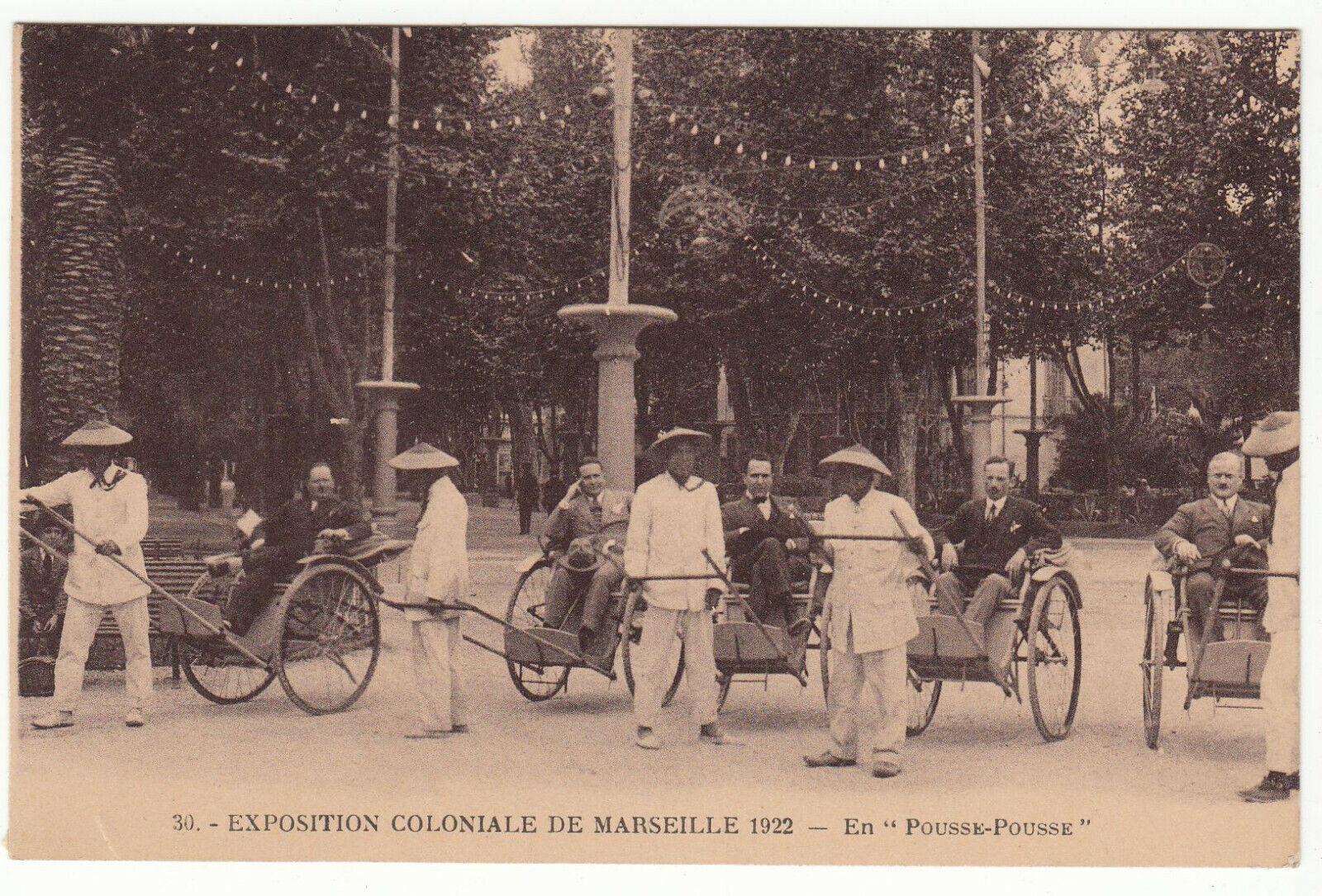 CARTE POSTALE EXPOSITION COLONIALE DE MARSEILLE 1922 POUSSE POUSSE 401957109326