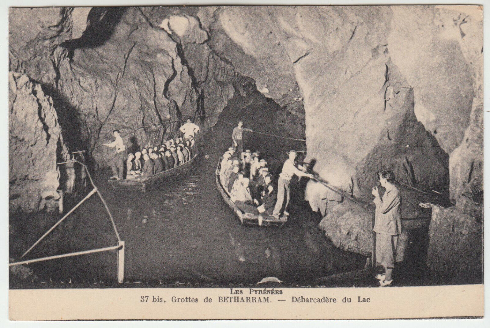 CARTE POSTALE GROTTES DE BETHARRAM DEBARCADERE DU LAC 124089965196