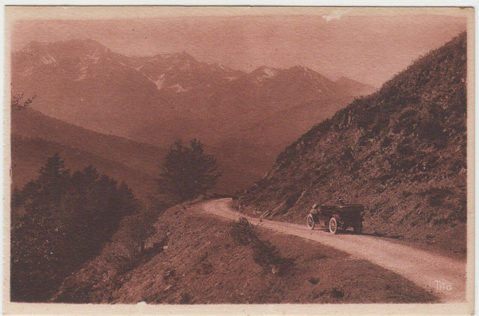 CARTE POSTALE LES PYRENEES LA DESCENTE DU COL D ASPIN SUR PAYOLLE 123942934496