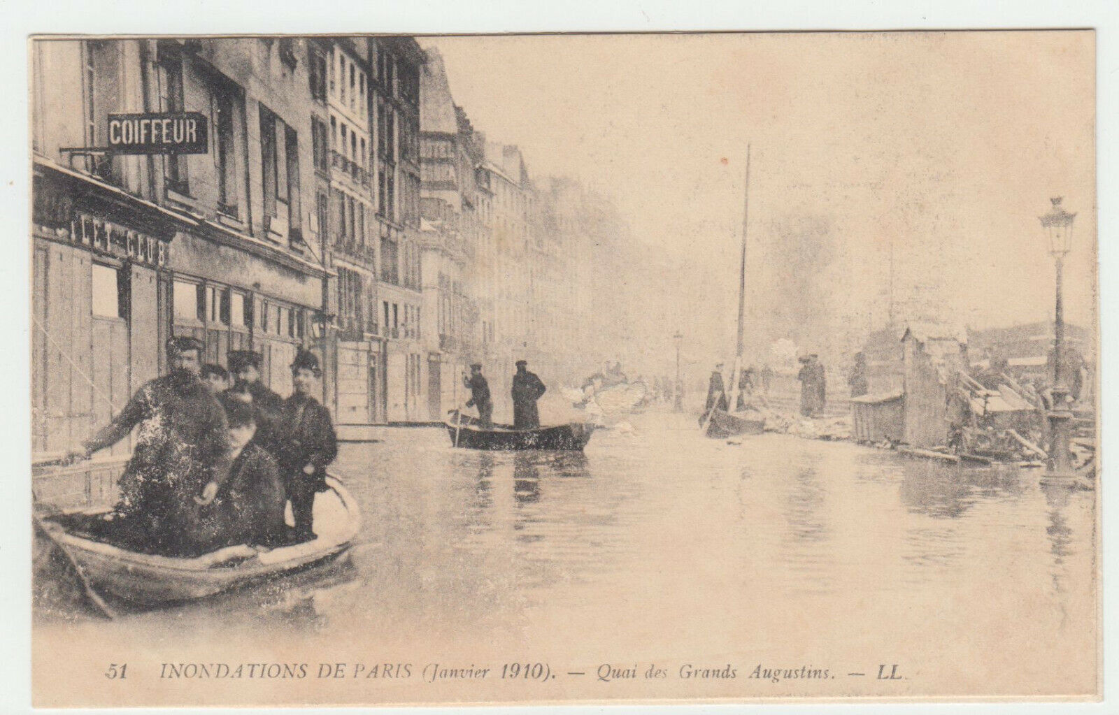 CARTE POSTALE PARIS INNONDATIONS 1910 QUAI DES GRAND AUGUSTINS 402868903636