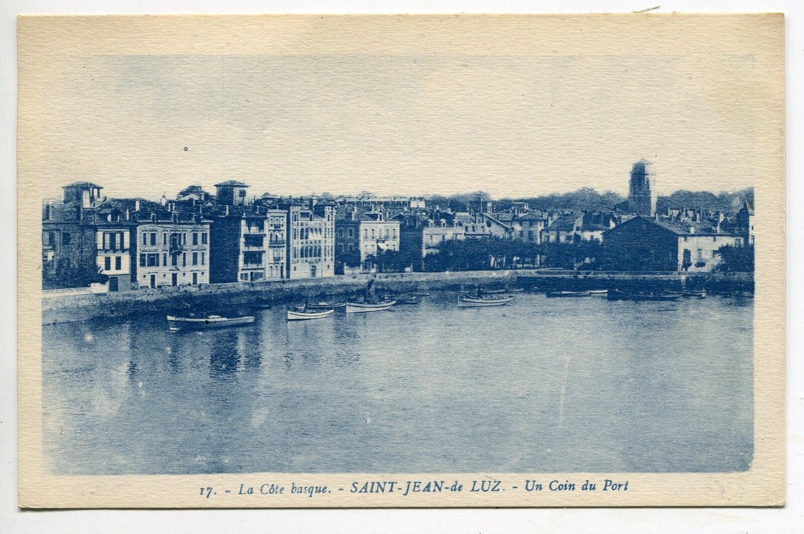 CARTE POSTALE SAINT JEAN DE LUZ UN COIN DU PORT 400683286686