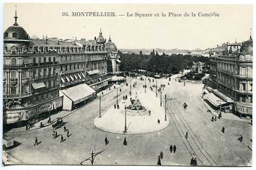 CPA MONTPELLIER LE SQUARE ET LA PLACE DE LA COMEDIE 110613327546