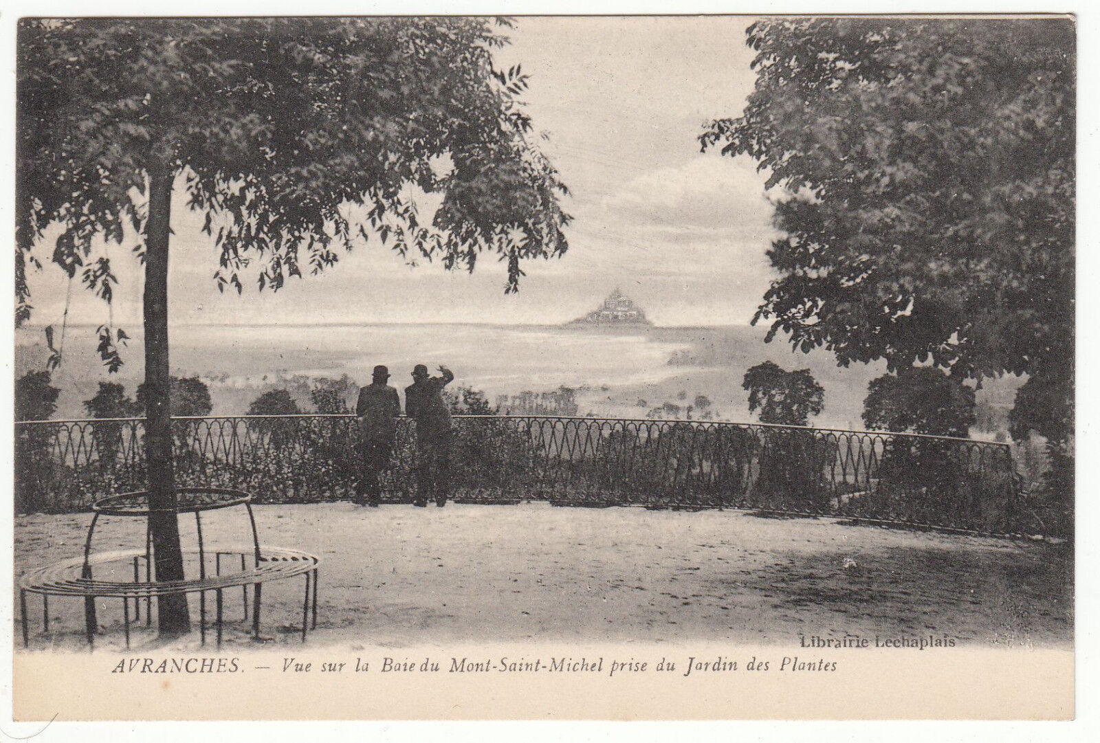 CARTE POSTALE AVRANCHES VUE SUR LA BAIE DU MONT SAINT MICHEL JARDIN DES PLANTES 401385402437