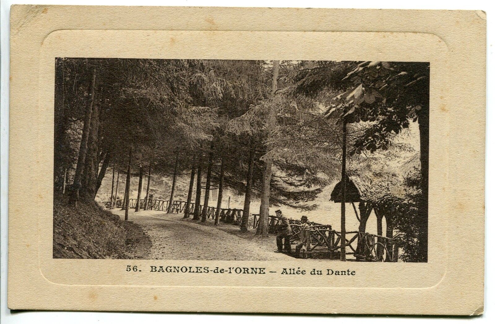 CARTE POSTALE BAGNOLES DE L ORNE ALLEE DU DANTE 1917 121481198067
