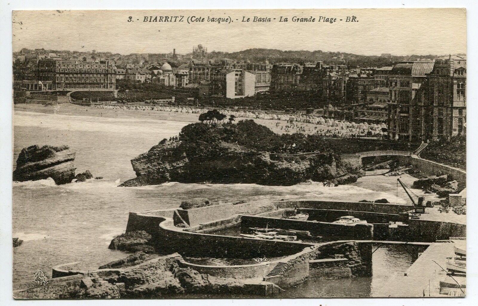 CARTE POSTALE BIARRITZ LA BASIA LA GRANDE PLAGE 121300975587