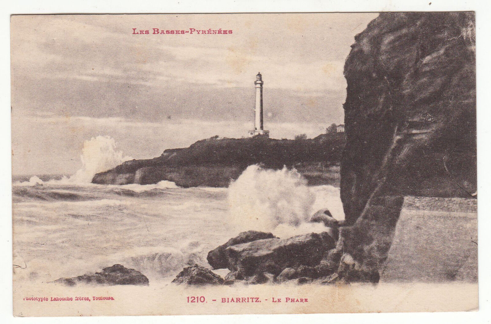 CARTE POSTALE BIARRITZ LE PHARE 122368159007