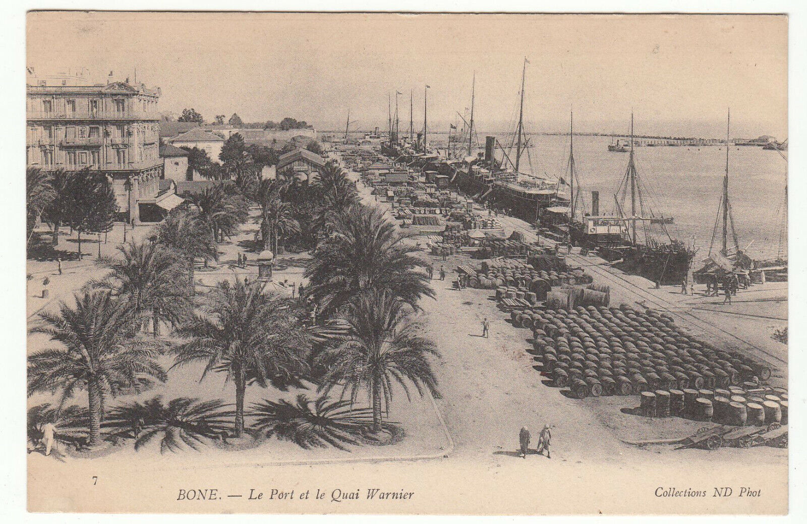 CARTE POSTALE BONE LE PORT ET LE QUAI WARNIER 123959640677