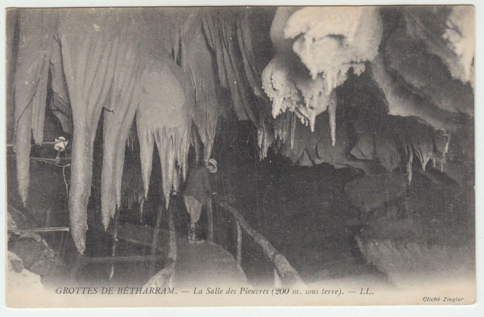 CARTE POSTALE GROTTE DE BETHARRAM LA SALLE DE PIEUVRES 402109090067