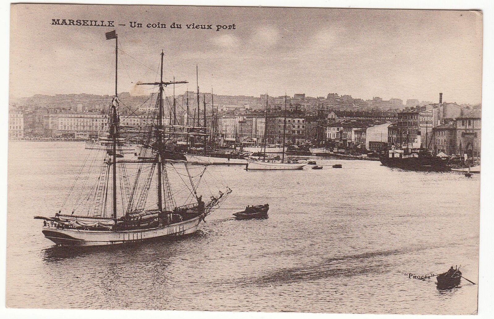 CARTE POSTALE MARSEILLE UN COIN DU VIEUX PORT 121707777187