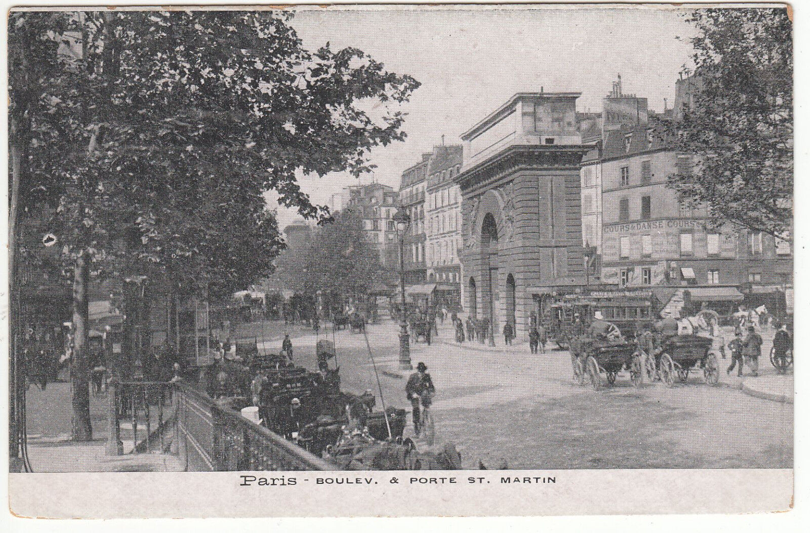 CARTE POSTALE PARIS BOULEVARD ET PORTE SAINT MARTIN 401214308337