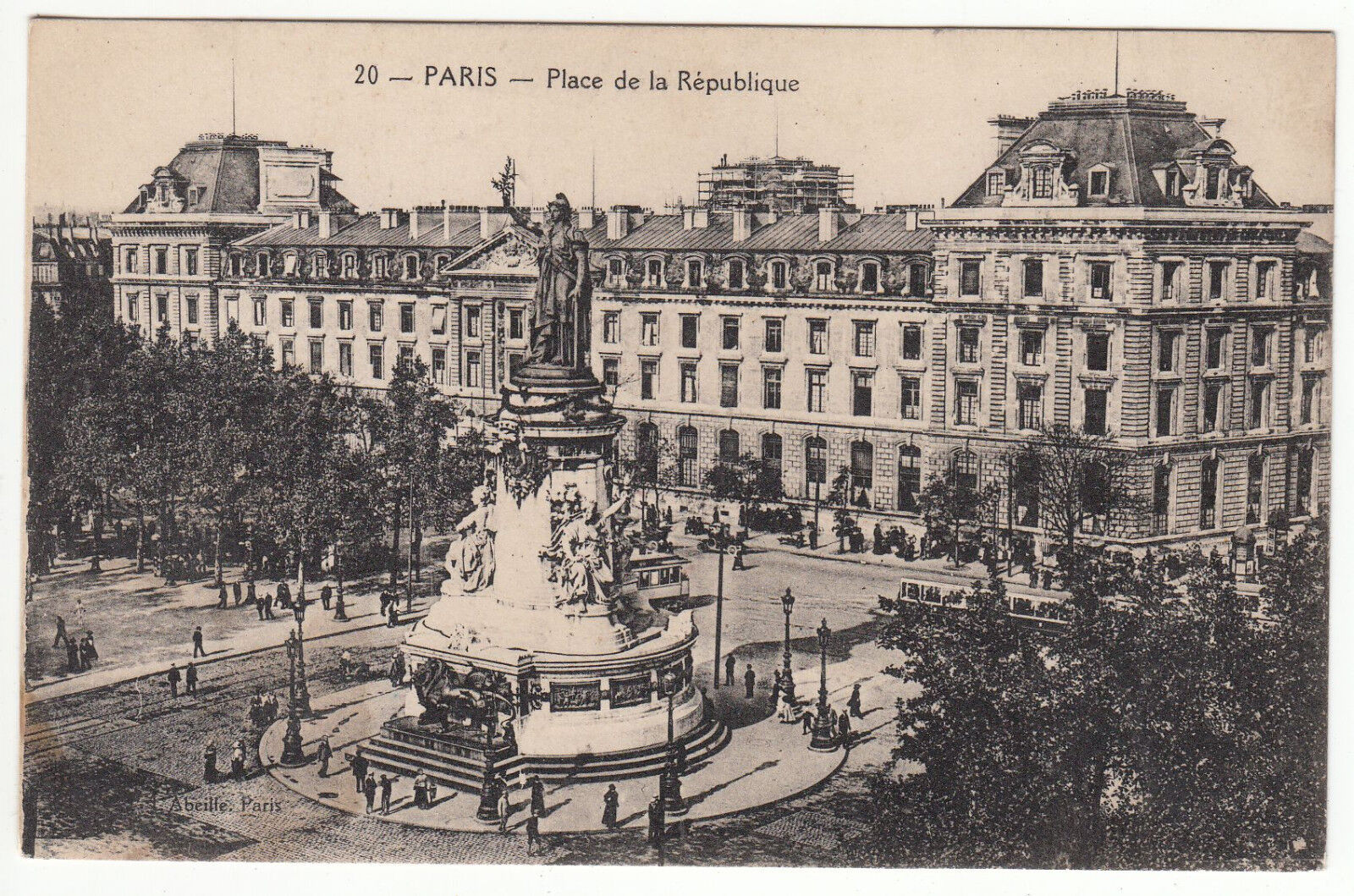 CARTE POSTALE PARIS PLACE DE LA REPUBLIQUE 122198750997