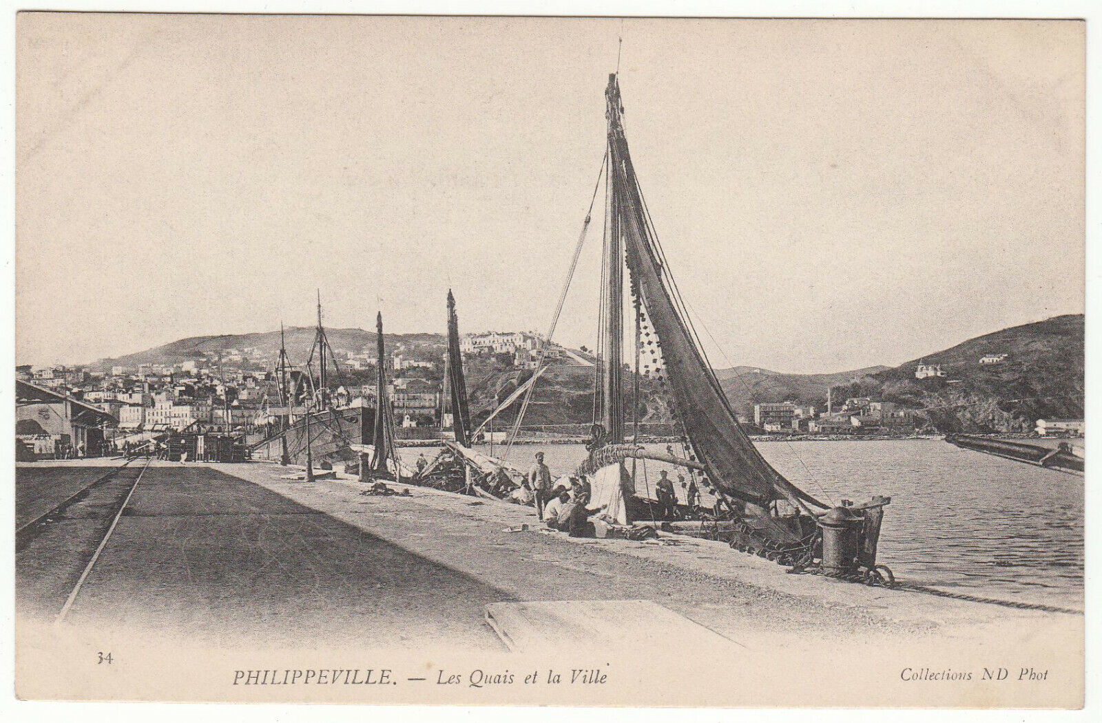 CARTE POSTALE PHILIPPEVILLE LES QUAIES DE LA VILLE 401943419917