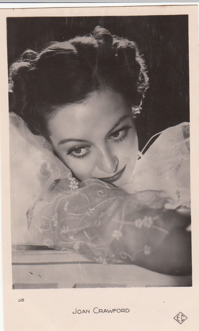 CARTE POSTALE PHOTO PERSONNALITE JOAN CRAWFORD 121021687797