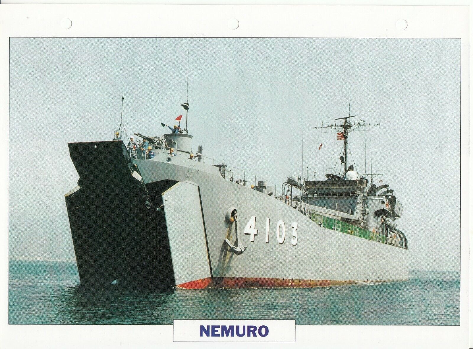 PHOTO BATEAU MILITAIRE DEBARQUEMENT DE CHARS NEMURO JAPON 1977 123769331257