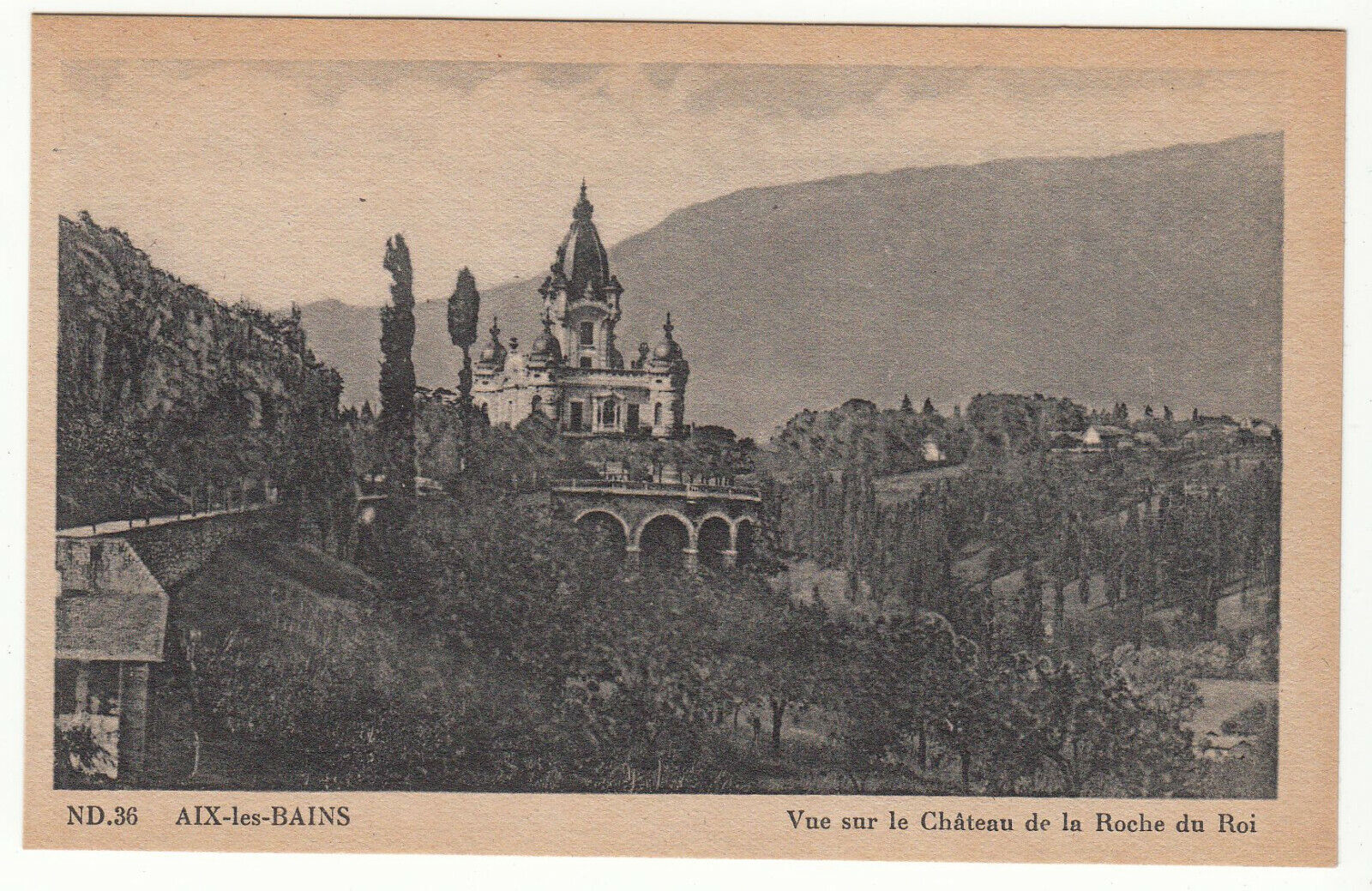 CARTE POSTALE AIX LES BAINS VUE SUR LE CHATEAU DE LA ROCHE DU ROI 124014037108