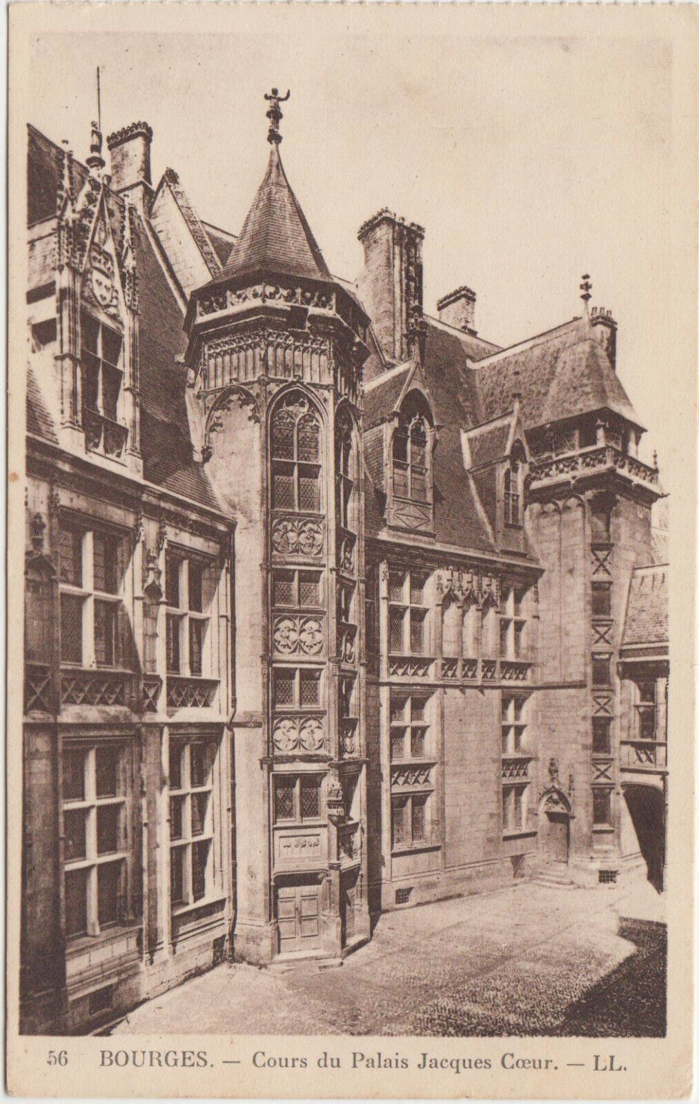 CARTE POSTALE BOURGES COURS DU PALAIS JACQUES COEUR 123916806448