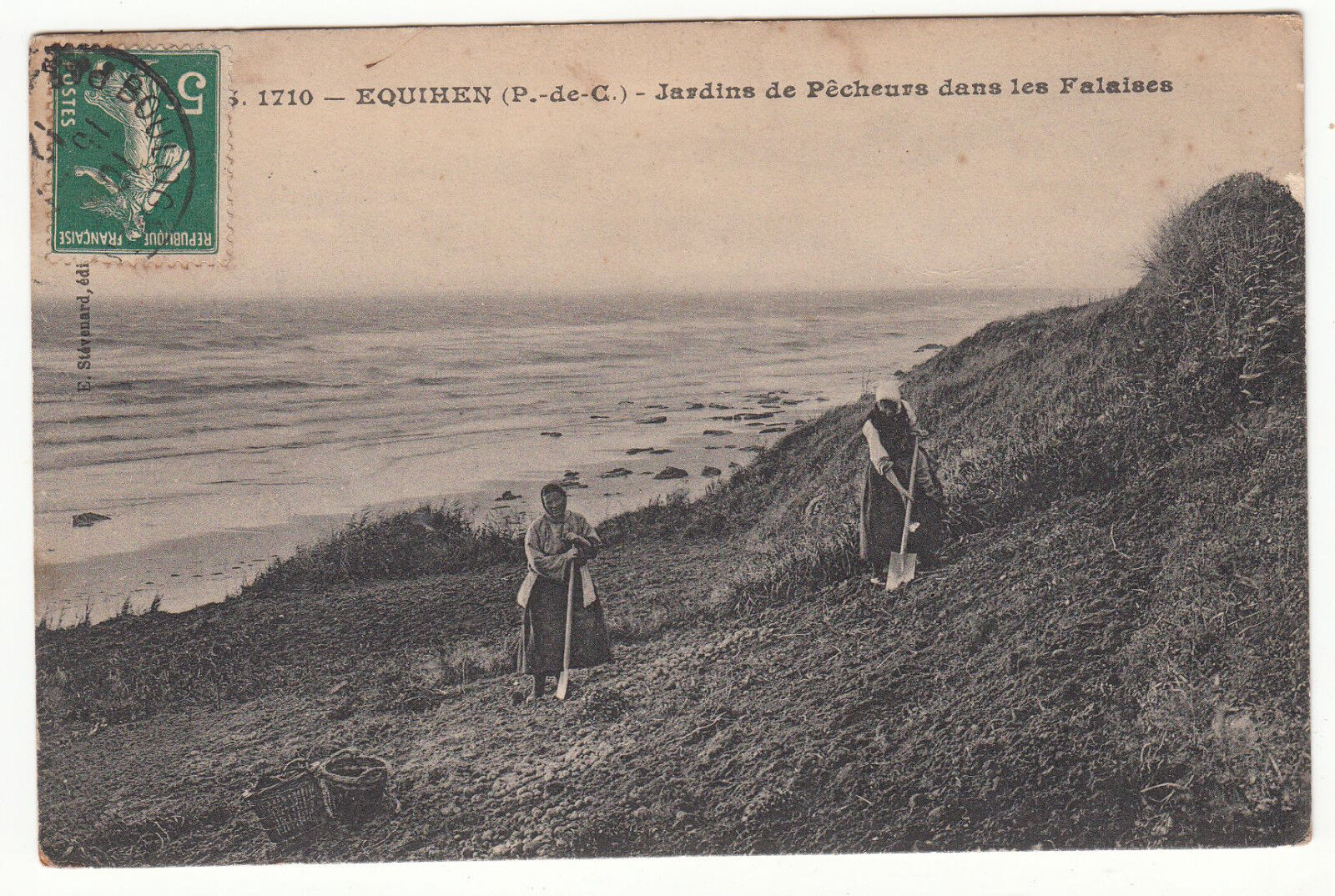 CARTE POSTALE EQUIHEN JARDINS DE PECHEURS DANS LA FALAISES 401471968658