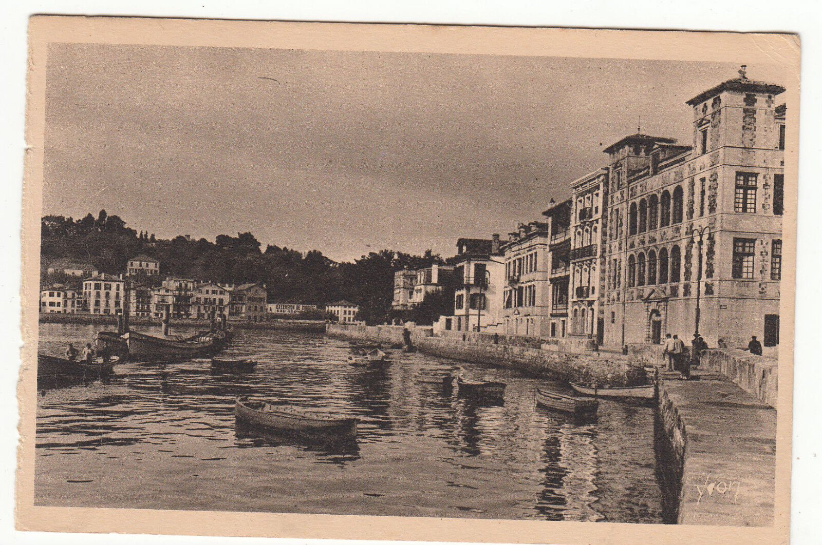 CARTE POSTALE SAINT JEAN DE LUZ LE QUAI DE L INFANTE 122364330458